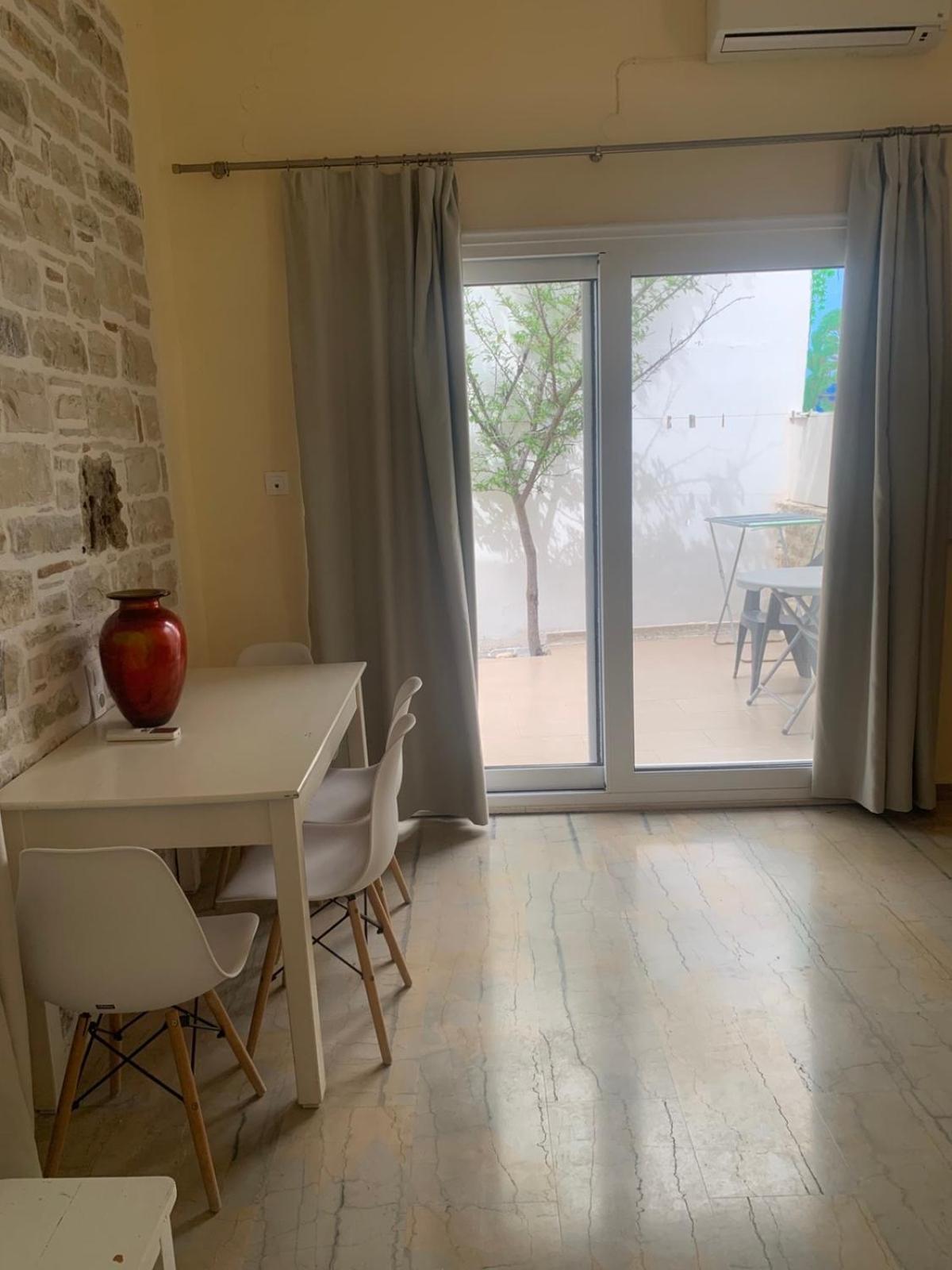 Antonios Appartement *